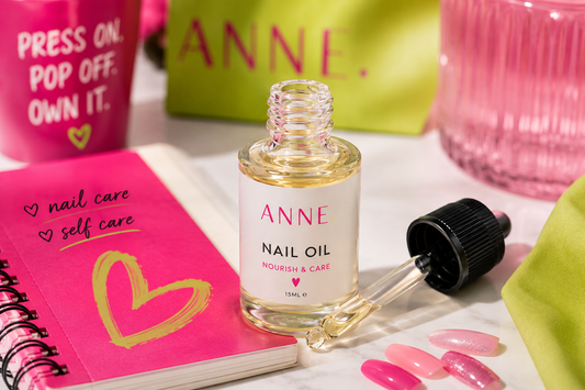 Nagelriemolie: het geheim achter mooie press-on nagels